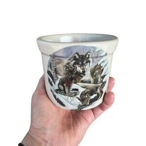 R.R.P. Co. Roseville Pottery 1pt Low Crock RD Sellion Wolf Mother And Pups GUC